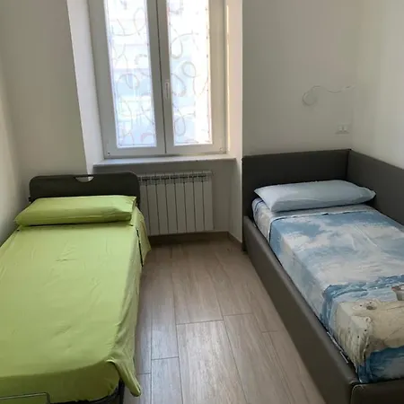 Casa Erika Fronte Mare * Varazze