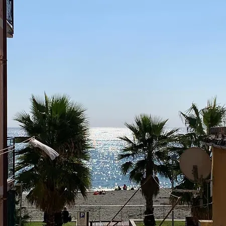 Apartment Casa Erika Fronte Mare